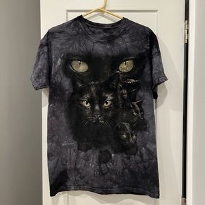 SPOOKY Black cat t shirt by the mountain men’s size medium